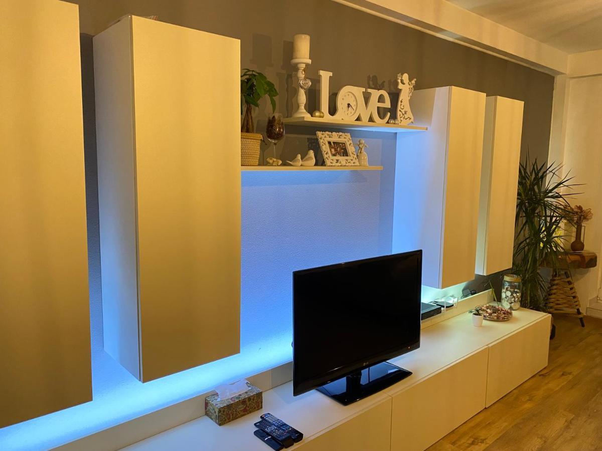 Apartman Slnecna Terasa S Vlastnym Parkovanim Na 2 Auta Apartment Zilina Bagian luar foto